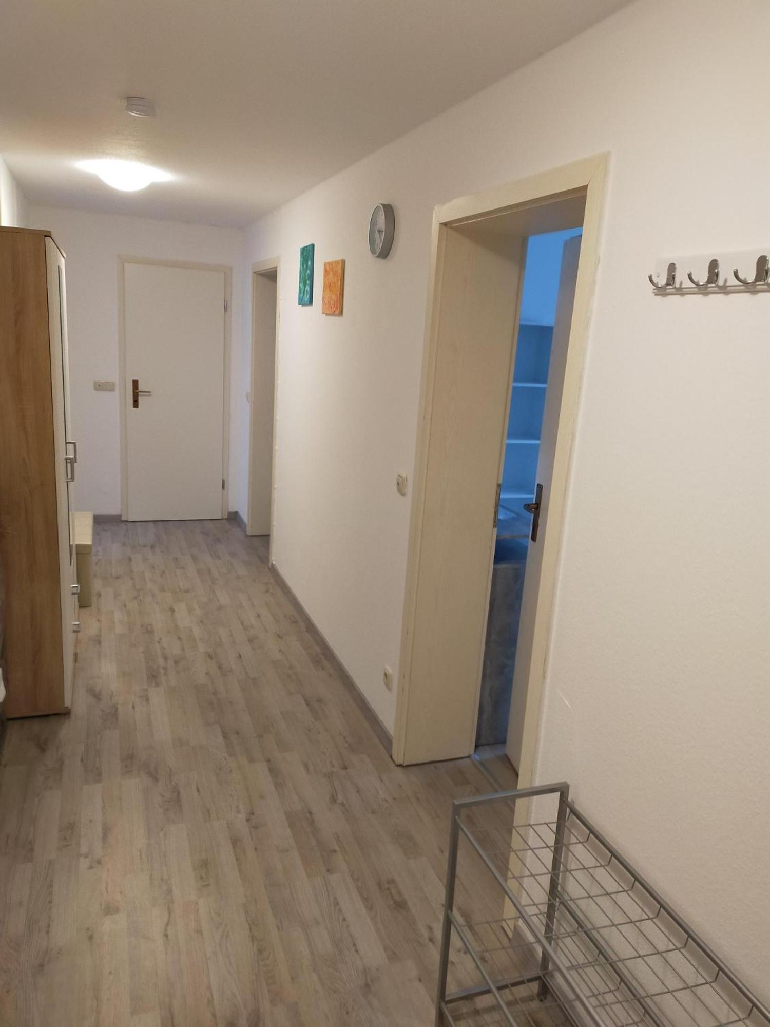 Flex Aparts - Grosse, Moeblierte Wohnung In Zwickau Mit 2 Zimmern Kültér fotó